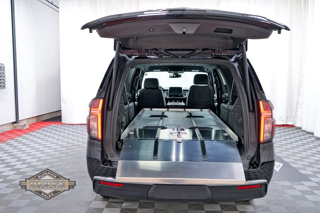 Industrial First Call Vehicle Floor with Rollers – Suburban