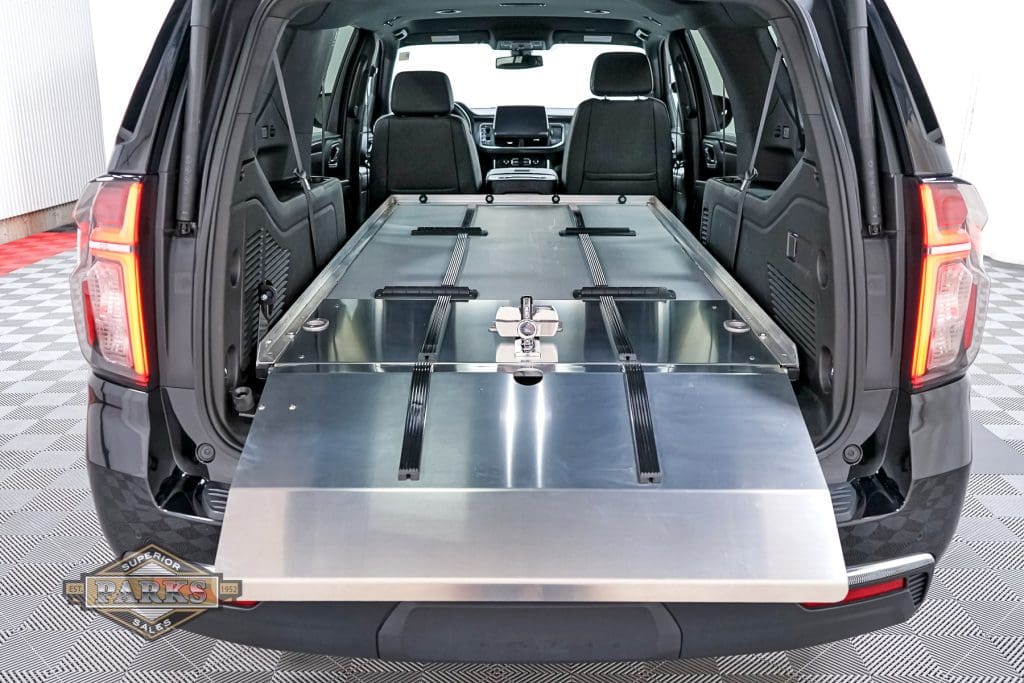 Industrial First Call Vehicle Floor with Rollers – Suburban