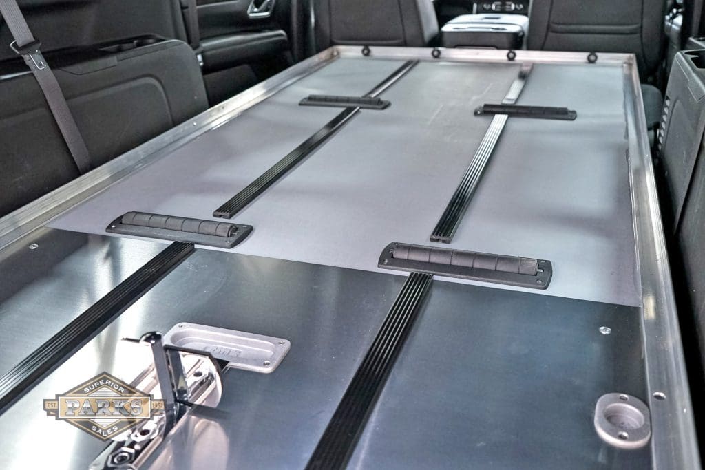 Industrial First Call Vehicle Floor with Rollers – Suburban